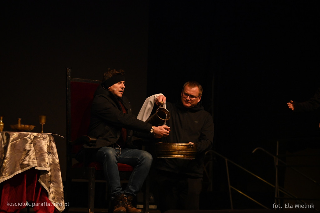 Misterium w Biłgoraju już jutro! Aktorzy i technicy dopięli wszystko na ostatni guzik