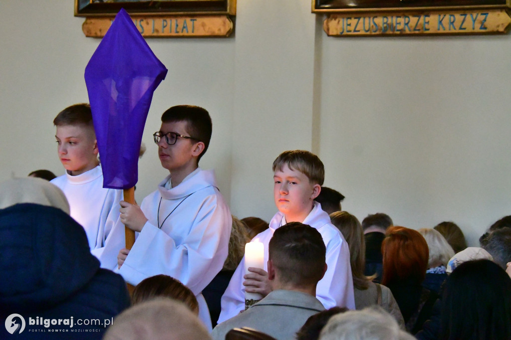 „Oto człowiek”… Oto wasz Król - Wielki Piątek