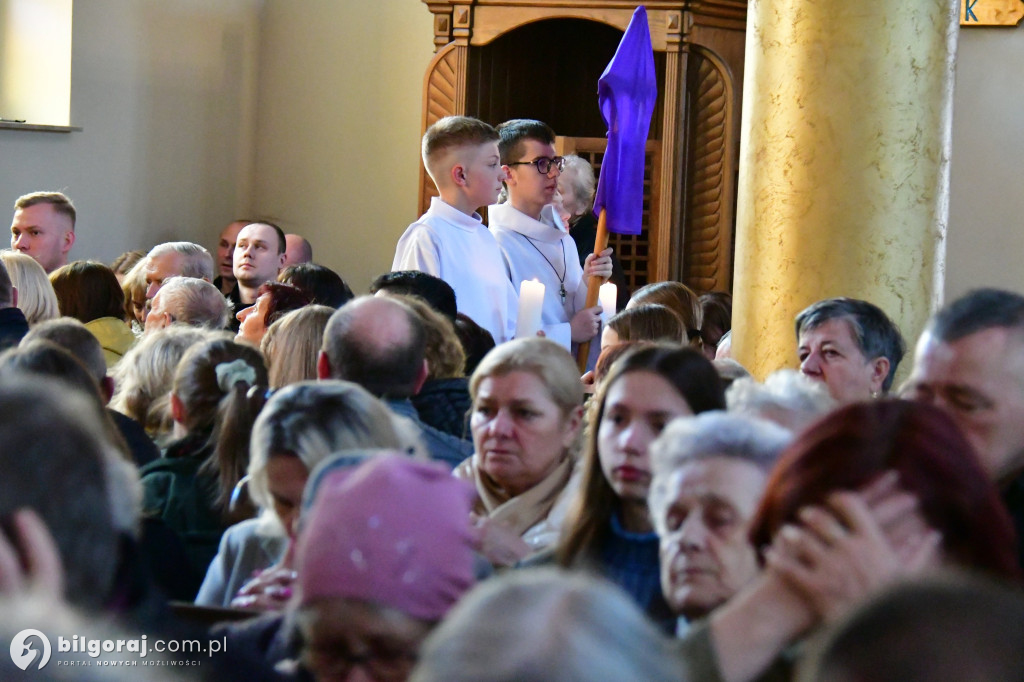 „Oto człowiek”… Oto wasz Król - Wielki Piątek