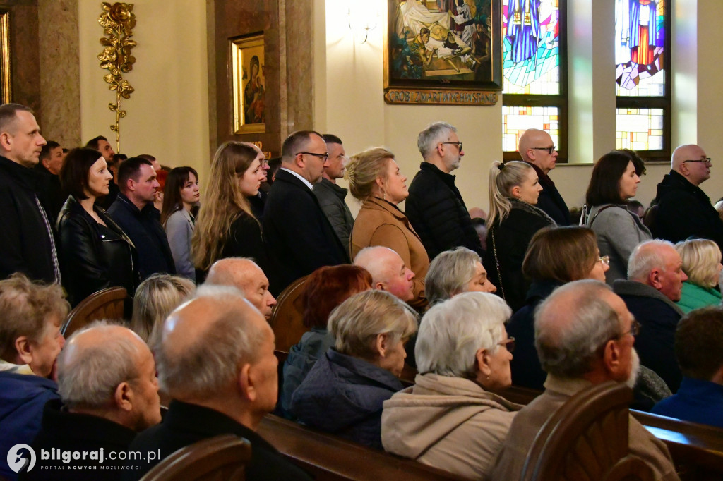 „Oto człowiek”… Oto wasz Król - Wielki Piątek