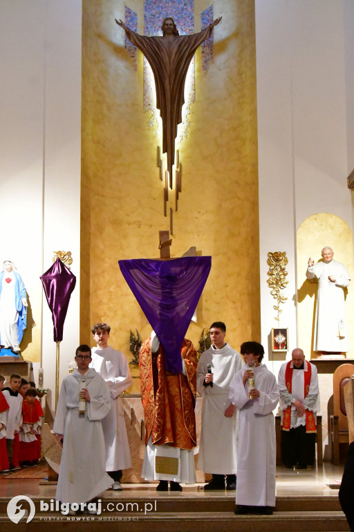 „Oto człowiek”… Oto wasz Król - Wielki Piątek