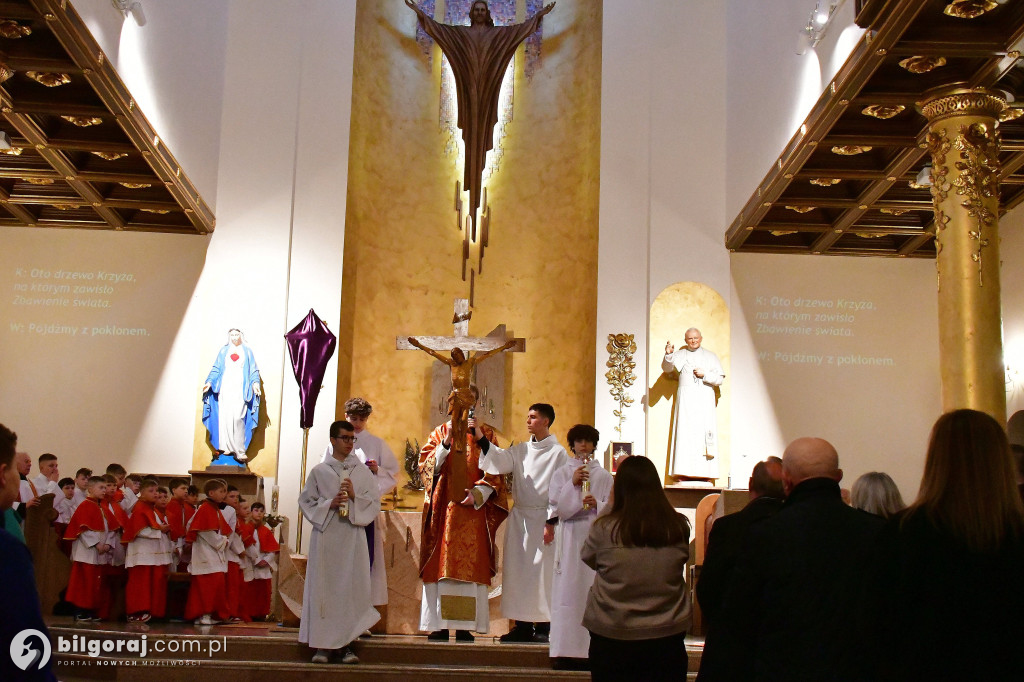 „Oto człowiek”… Oto wasz Król - Wielki Piątek