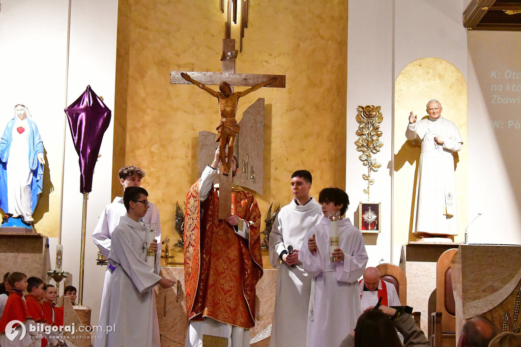 „Oto człowiek”… Oto wasz Król - Wielki Piątek