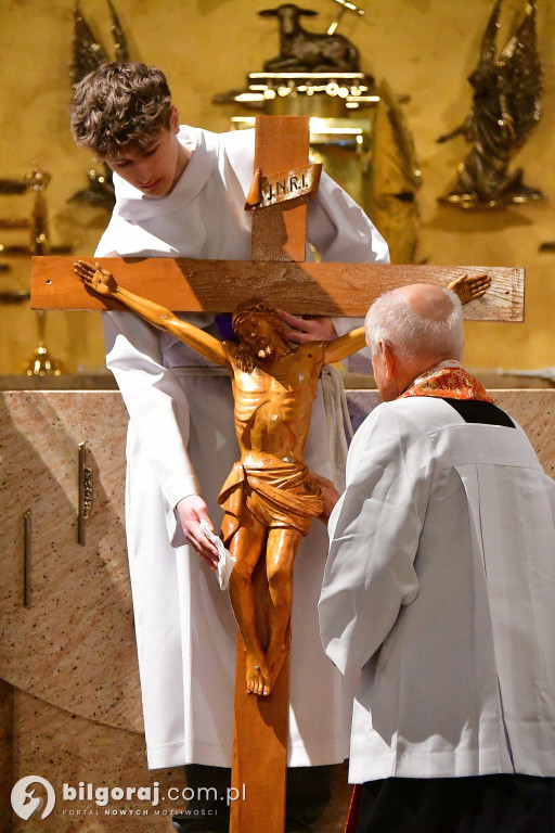 „Oto człowiek”… Oto wasz Król - Wielki Piątek