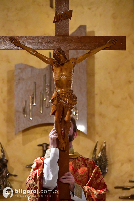 „Oto człowiek”… Oto wasz Król - Wielki Piątek