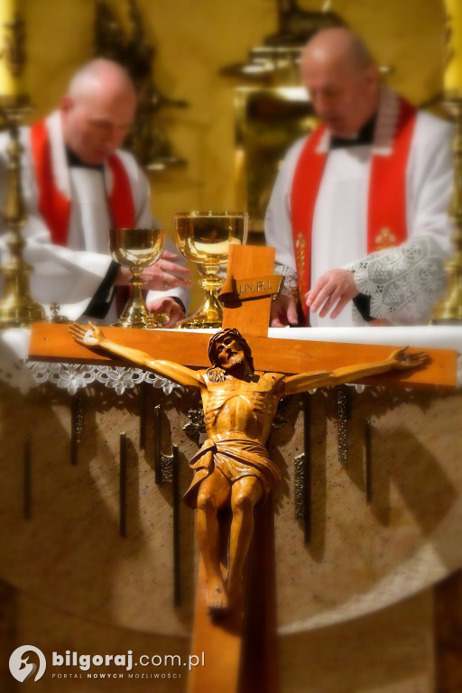 „Oto człowiek”… Oto wasz Król - Wielki Piątek