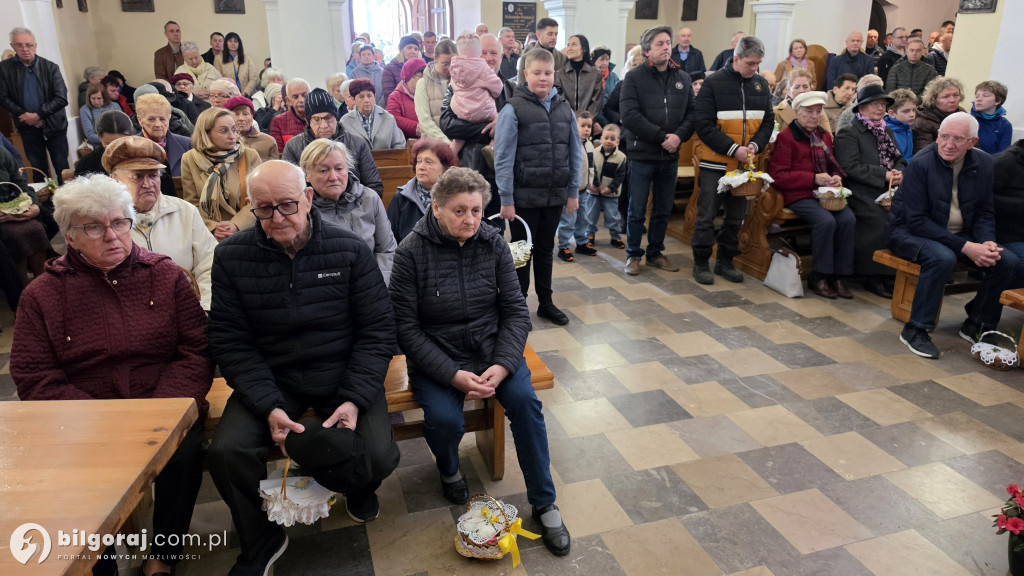 Wielkanocny koszyczek pełen symboli - tradycja święconego w Biłgoraju