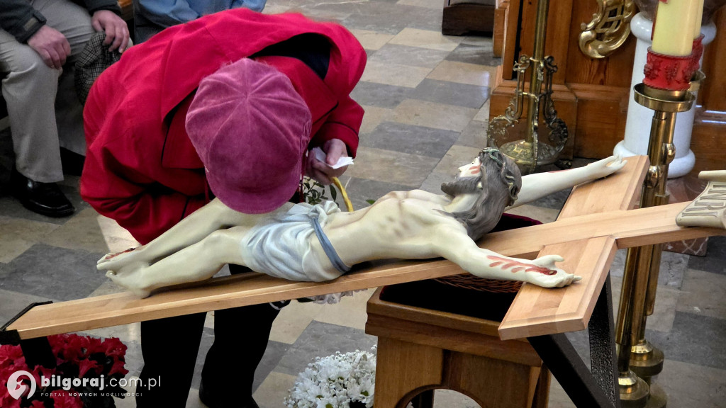 Wielkanocny koszyczek pełen symboli - tradycja święconego w Biłgoraju