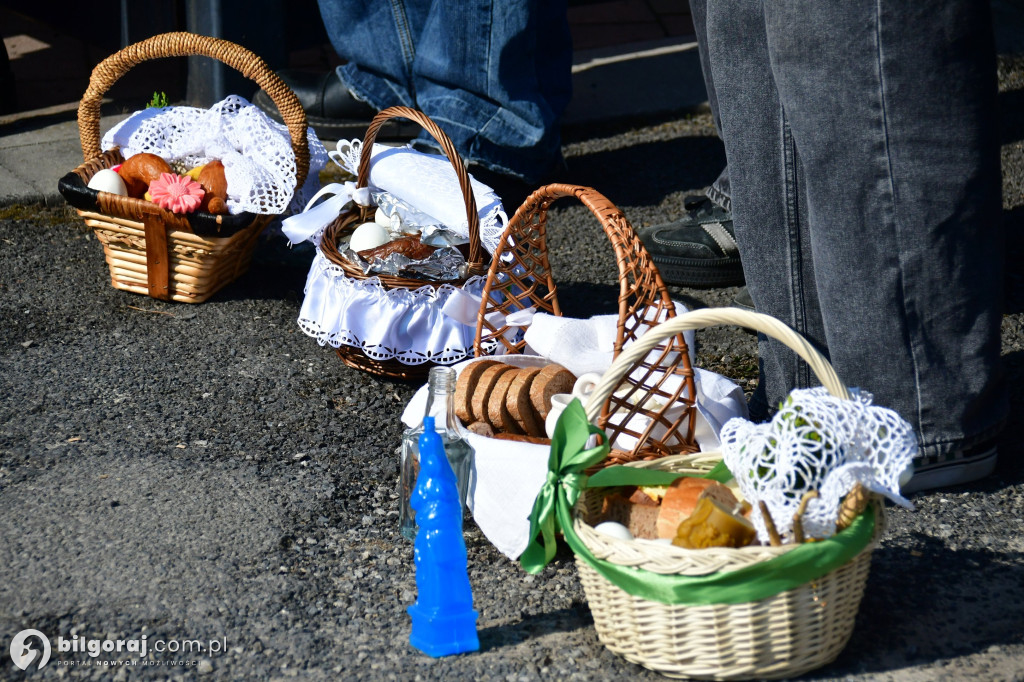 Wielkanocny koszyczek pełen symboli - tradycja święconego w Biłgoraju