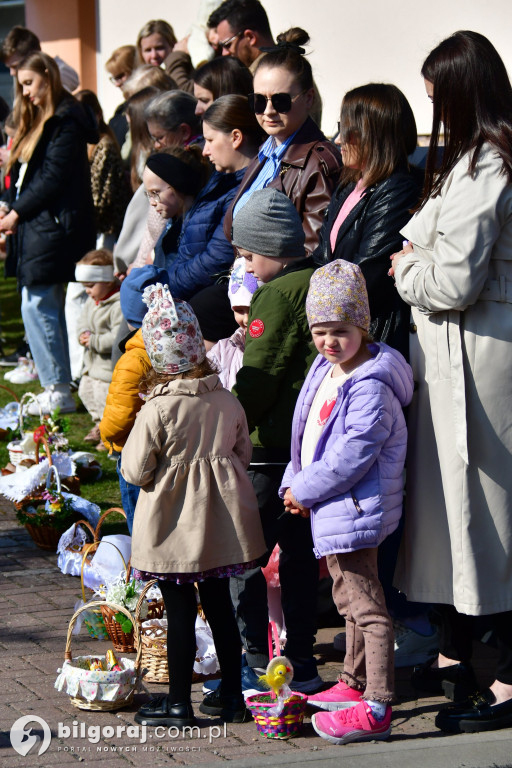 Wielkanocny koszyczek pełen symboli - tradycja święconego w Biłgoraju