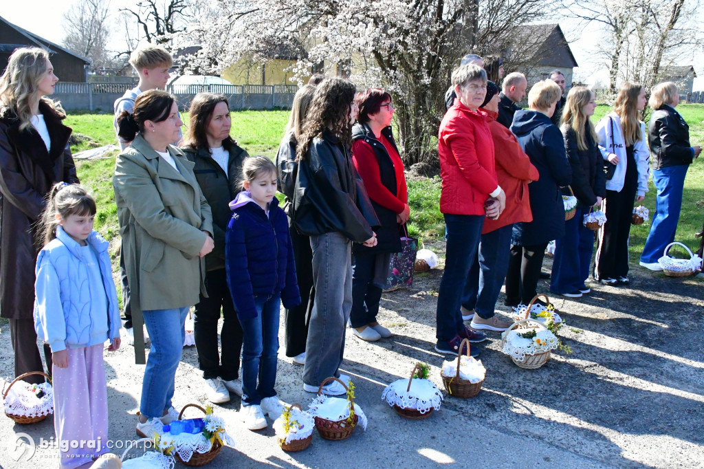 Wielkanocny koszyczek pełen symboli - tradycja święconego w Biłgoraju