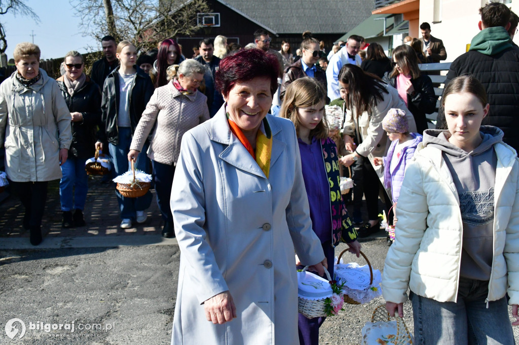 Wielkanocny koszyczek pełen symboli - tradycja święconego w Biłgoraju