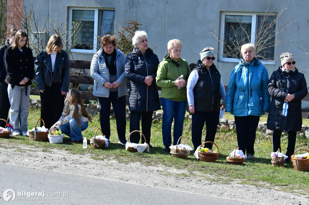Wielkanocny koszyczek pełen symboli - tradycja święconego w Biłgoraju