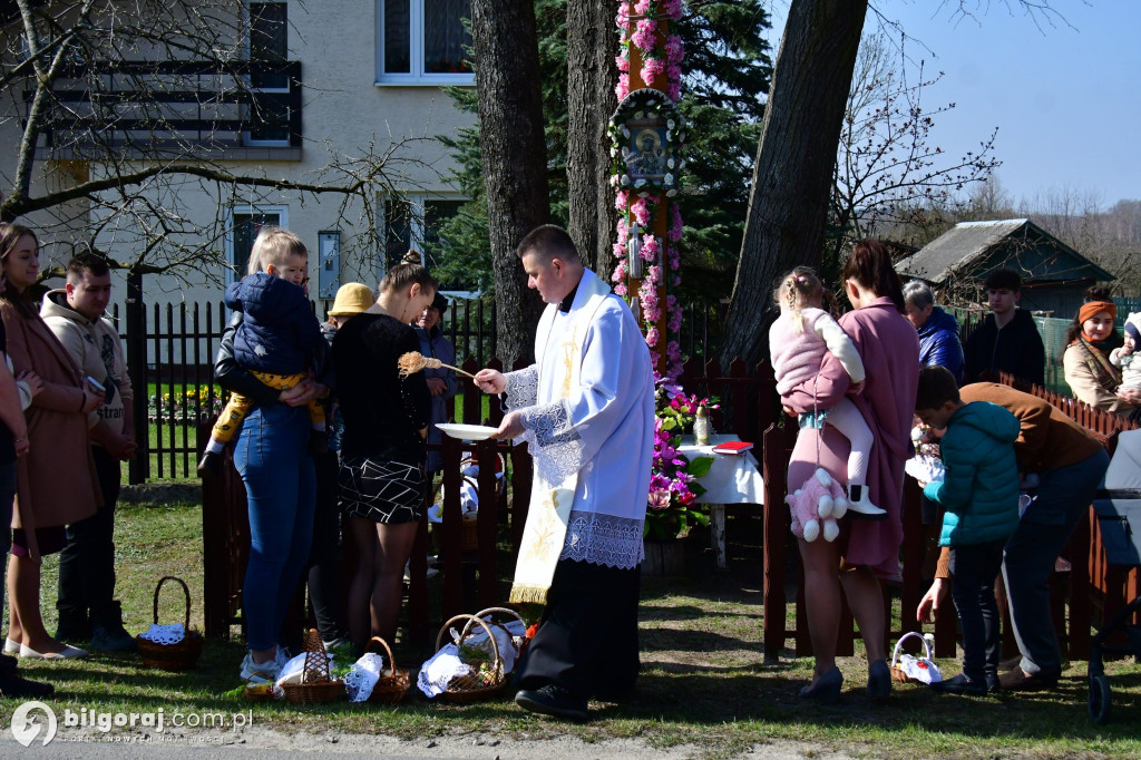 Wielkanocny koszyczek pełen symboli - tradycja święconego w Biłgoraju