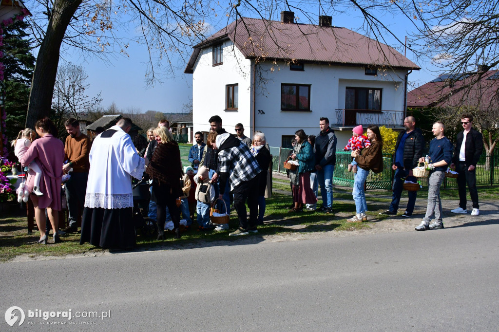 Wielkanocny koszyczek pełen symboli - tradycja święconego w Biłgoraju