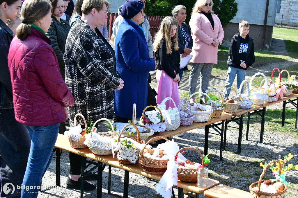 Wielkanocny koszyczek pełen symboli - tradycja święconego w Biłgoraju