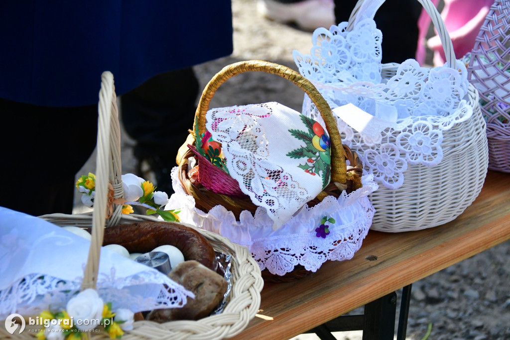Wielkanocny koszyczek pełen symboli - tradycja święconego w Biłgoraju