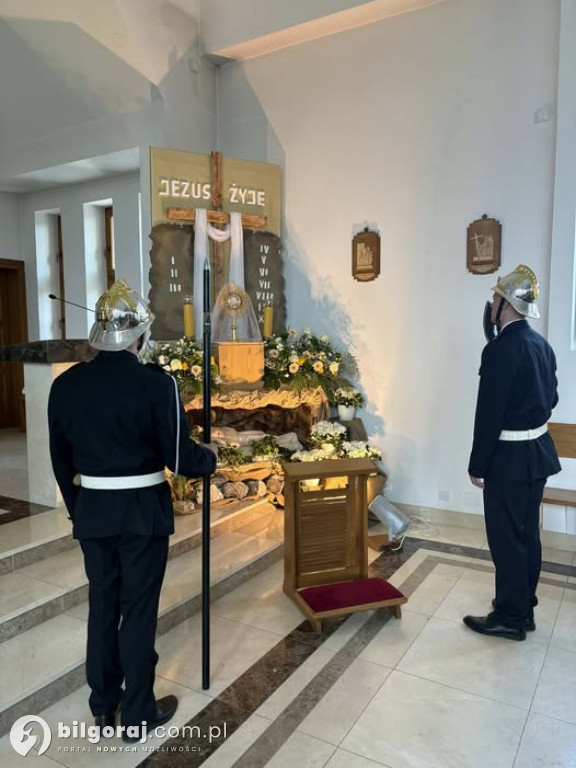 Ciemnice i Groby Pańskie od Biłgoraja po Górecko Kościelne