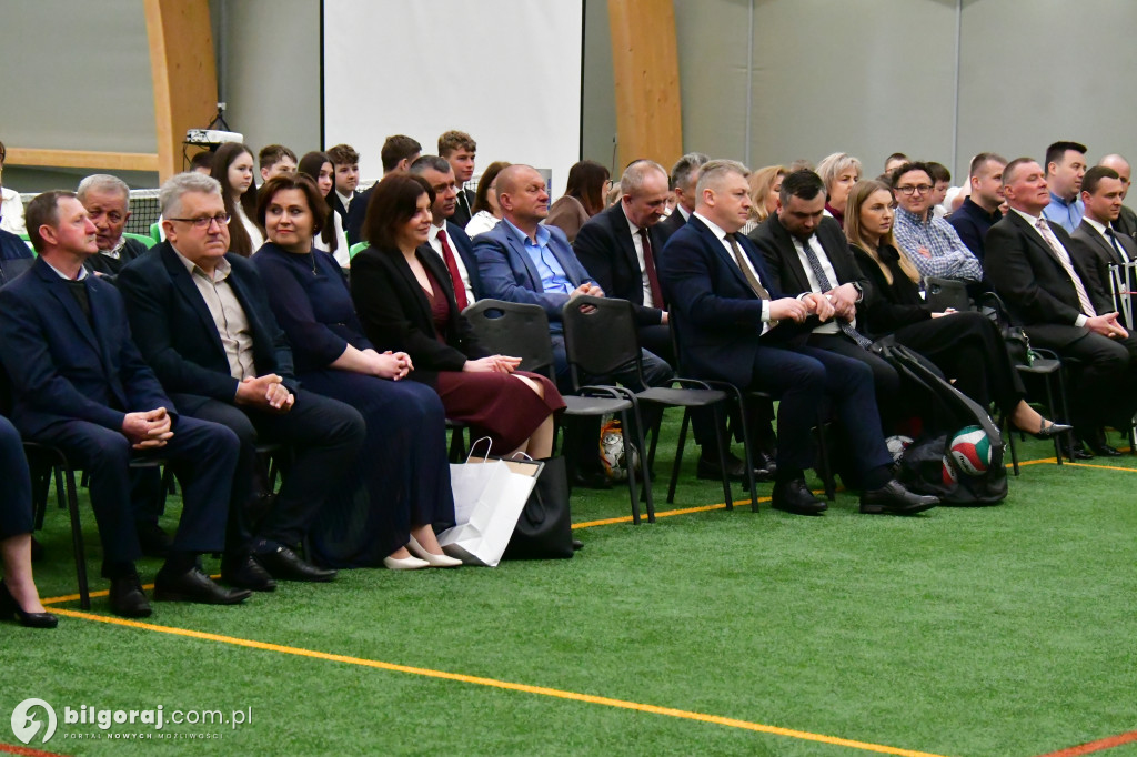 Nowoczesna hala sportowa za 3,4 mln zł otwarta w Bukowinie!