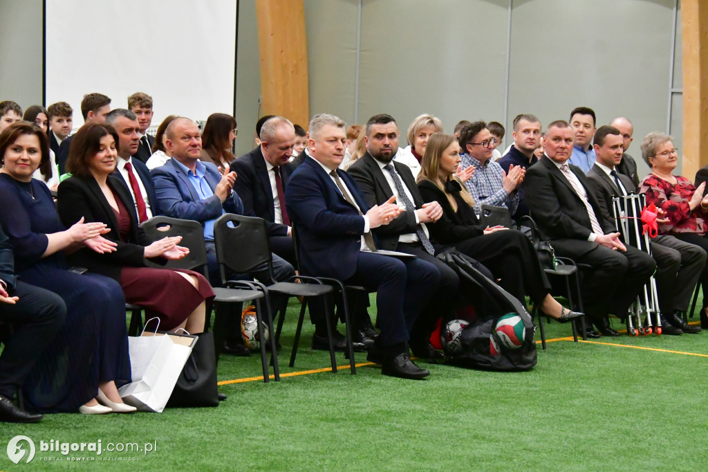 Nowoczesna hala sportowa za 3,4 mln zł otwarta w Bukowinie!