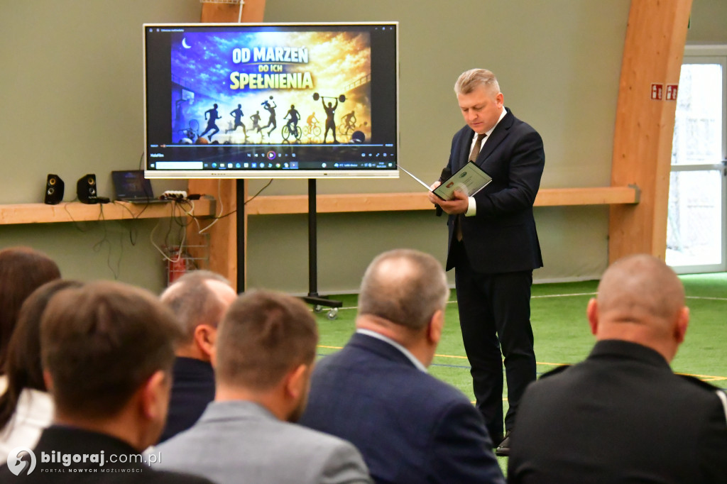 Nowoczesna hala sportowa za 3,4 mln zł otwarta w Bukowinie!