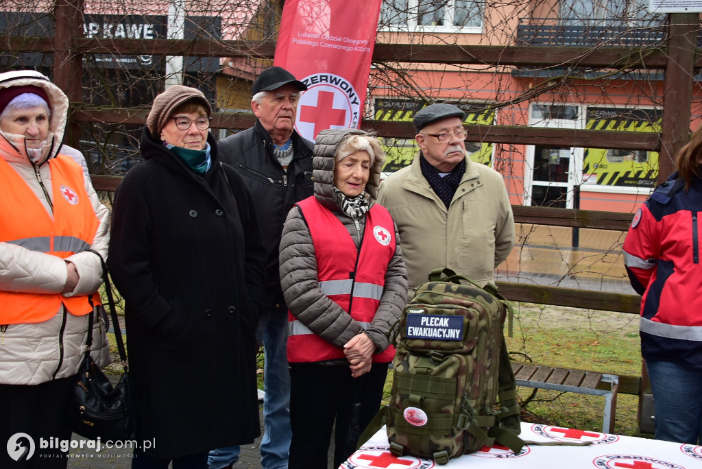 Plecak ewakuacyjny i wsparcie psychiczne – PCK szkoli mieszkańców Biłgoraja