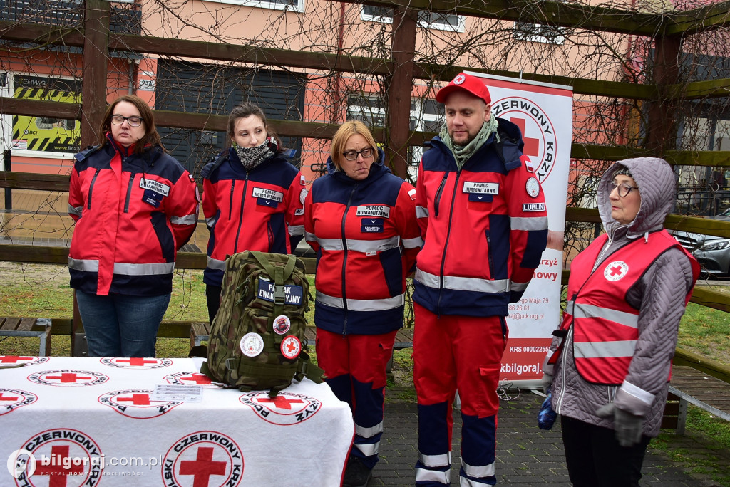 Plecak ewakuacyjny i wsparcie psychiczne – PCK szkoli mieszkańców Biłgoraja