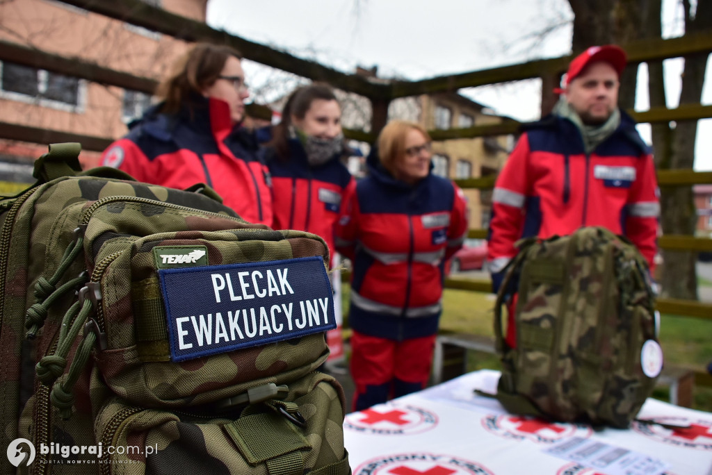 Plecak ewakuacyjny i wsparcie psychiczne – PCK szkoli mieszkańców Biłgoraja