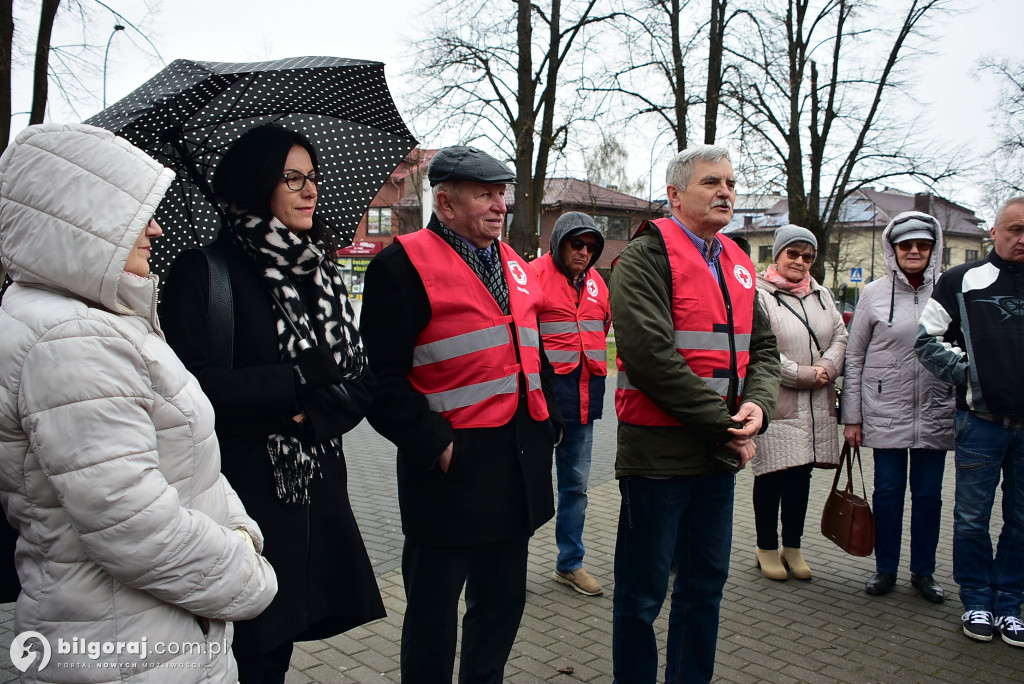 Plecak ewakuacyjny i wsparcie psychiczne – PCK szkoli mieszkańców Biłgoraja
