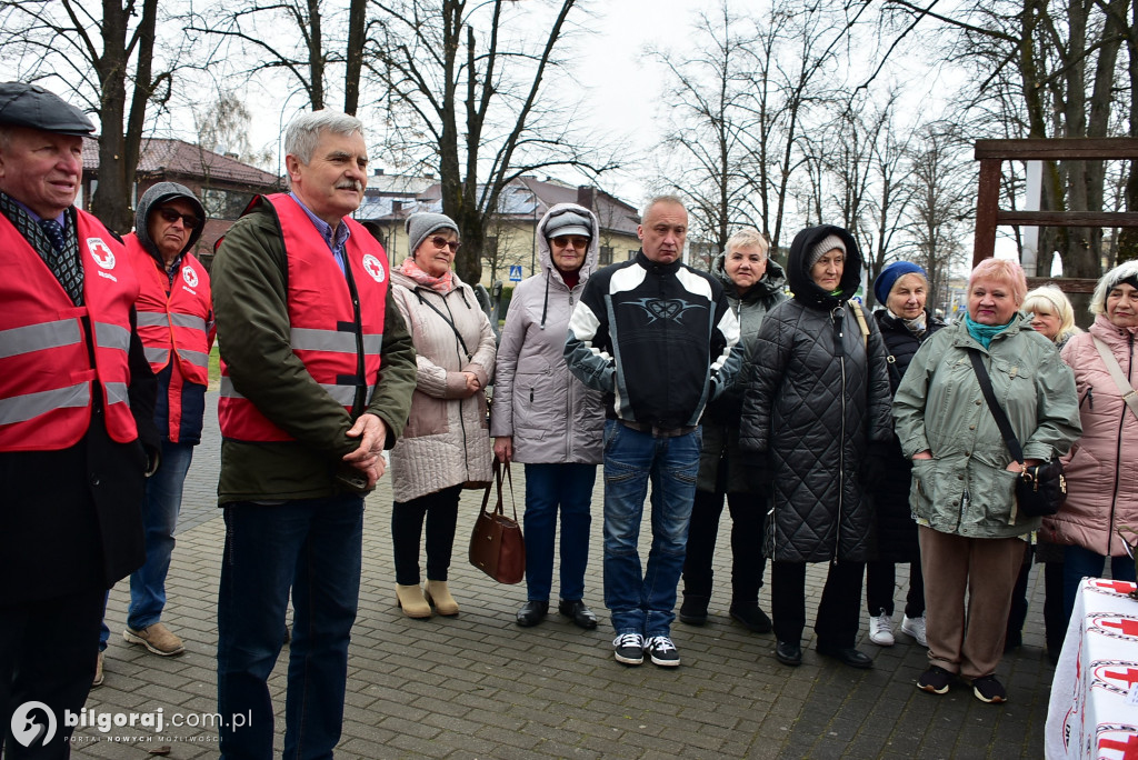 Plecak ewakuacyjny i wsparcie psychiczne – PCK szkoli mieszkańców Biłgoraja