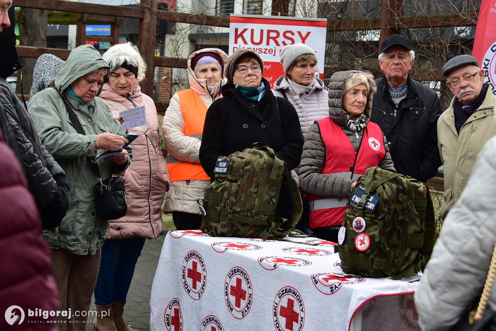 Plecak ewakuacyjny i wsparcie psychiczne – PCK szkoli mieszkańców Biłgoraja