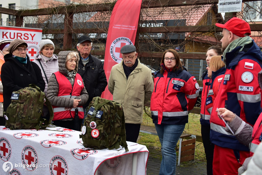 Plecak ewakuacyjny i wsparcie psychiczne – PCK szkoli mieszkańców Biłgoraja