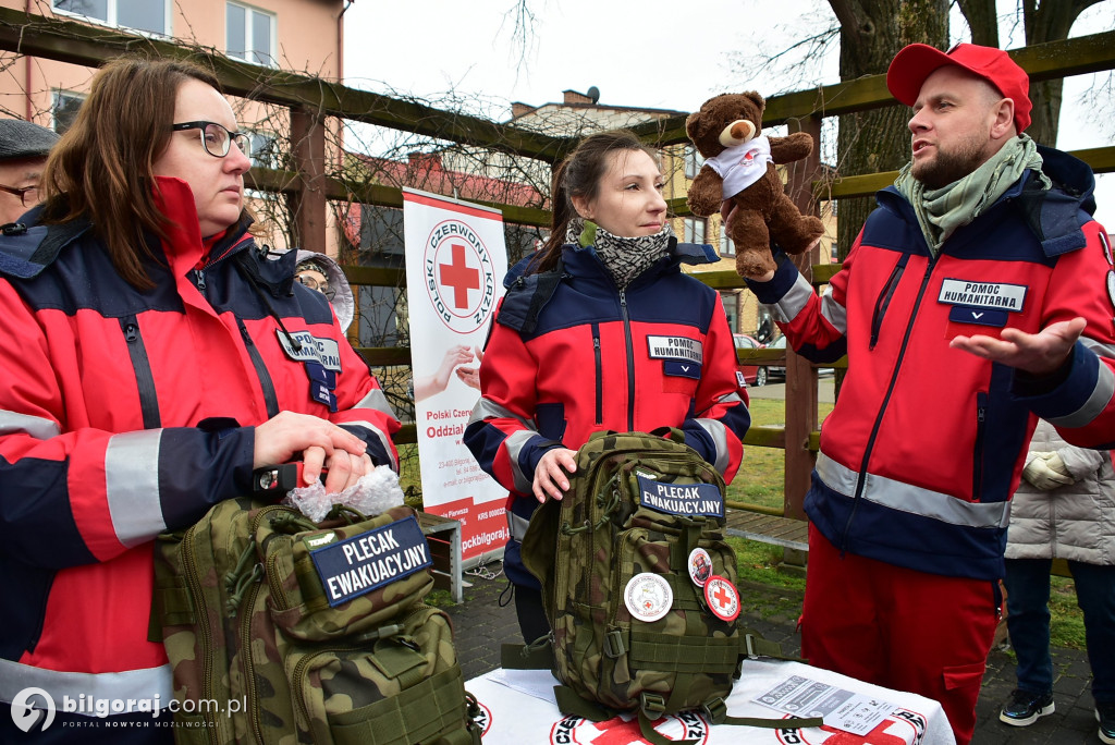 Plecak ewakuacyjny i wsparcie psychiczne – PCK szkoli mieszkańców Biłgoraja
