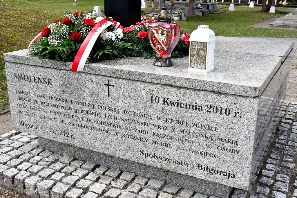 Cześć Ich Pamięci!. Powiat uczcił ofiary katastrofy smoleńskiej