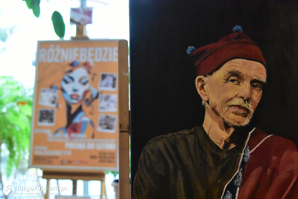 Biłgorajscy artyści amatorzy zachwycają. Wystawa, aukcja i wielki potencjał w BCK