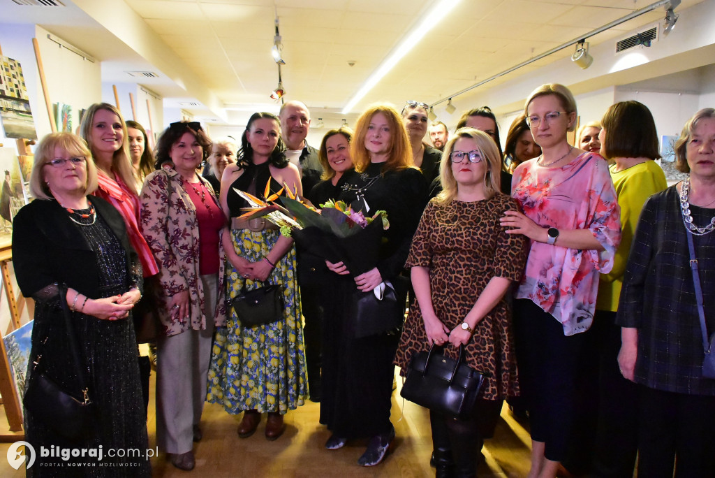 Biłgorajscy artyści amatorzy zachwycają. Wystawa, aukcja i wielki potencjał w BCK