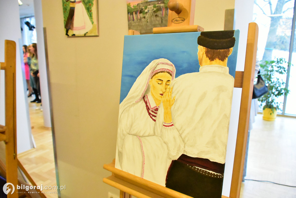 Biłgorajscy artyści amatorzy zachwycają. Wystawa, aukcja i wielki potencjał w BCK