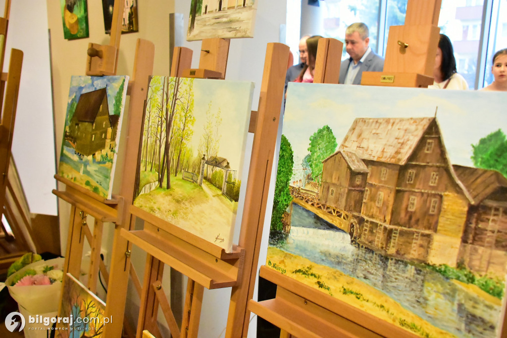 Biłgorajscy artyści amatorzy zachwycają. Wystawa, aukcja i wielki potencjał w BCK