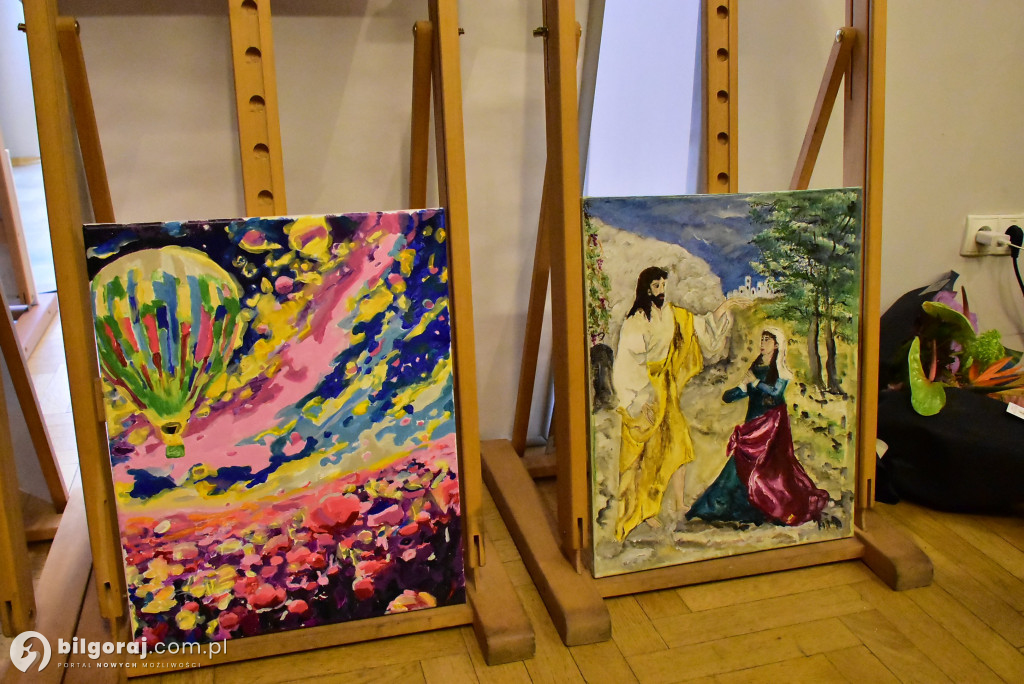 Biłgorajscy artyści amatorzy zachwycają. Wystawa, aukcja i wielki potencjał w BCK