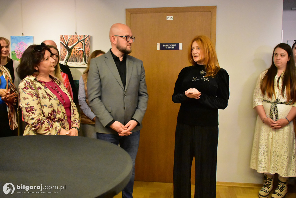 Biłgorajscy artyści amatorzy zachwycają. Wystawa, aukcja i wielki potencjał w BCK