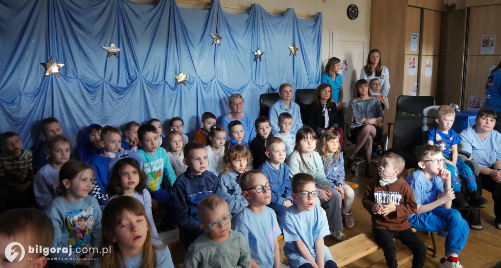 Biłgoraj w kolorze niebieskim. Kosmiczna podróż ku zrozumieniu autyzmu