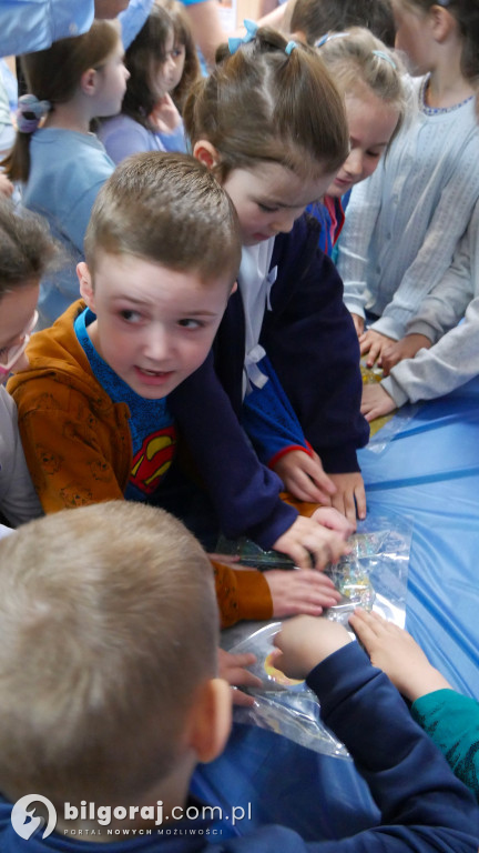 Biłgoraj w kolorze niebieskim. Kosmiczna podróż ku zrozumieniu autyzmu