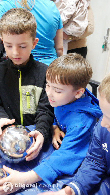 Biłgoraj w kolorze niebieskim. Kosmiczna podróż ku zrozumieniu autyzmu