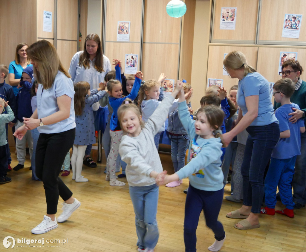 Biłgoraj w kolorze niebieskim. Kosmiczna podróż ku zrozumieniu autyzmu
