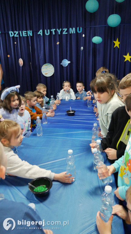 Biłgoraj w kolorze niebieskim. Kosmiczna podróż ku zrozumieniu autyzmu