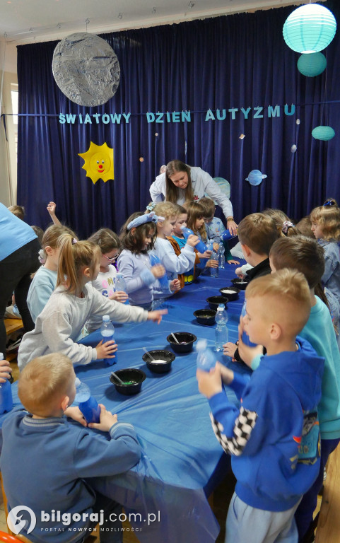 Biłgoraj w kolorze niebieskim. Kosmiczna podróż ku zrozumieniu autyzmu