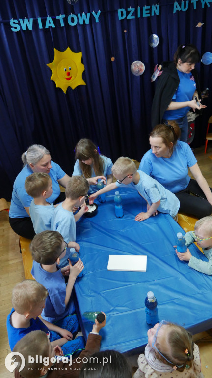 Biłgoraj w kolorze niebieskim. Kosmiczna podróż ku zrozumieniu autyzmu