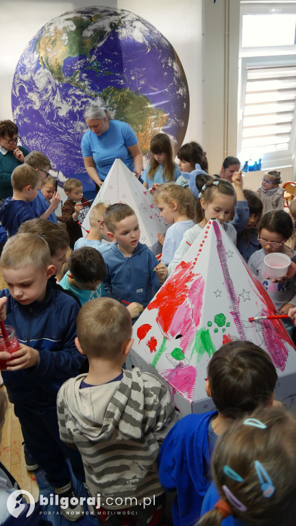 Biłgoraj w kolorze niebieskim. Kosmiczna podróż ku zrozumieniu autyzmu