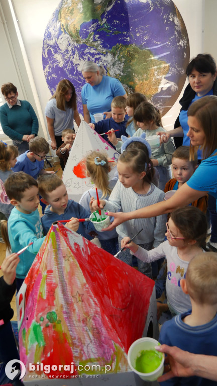 Biłgoraj w kolorze niebieskim. Kosmiczna podróż ku zrozumieniu autyzmu