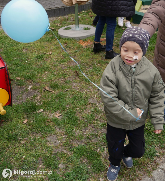 Biłgoraj w kolorze niebieskim. Kosmiczna podróż ku zrozumieniu autyzmu